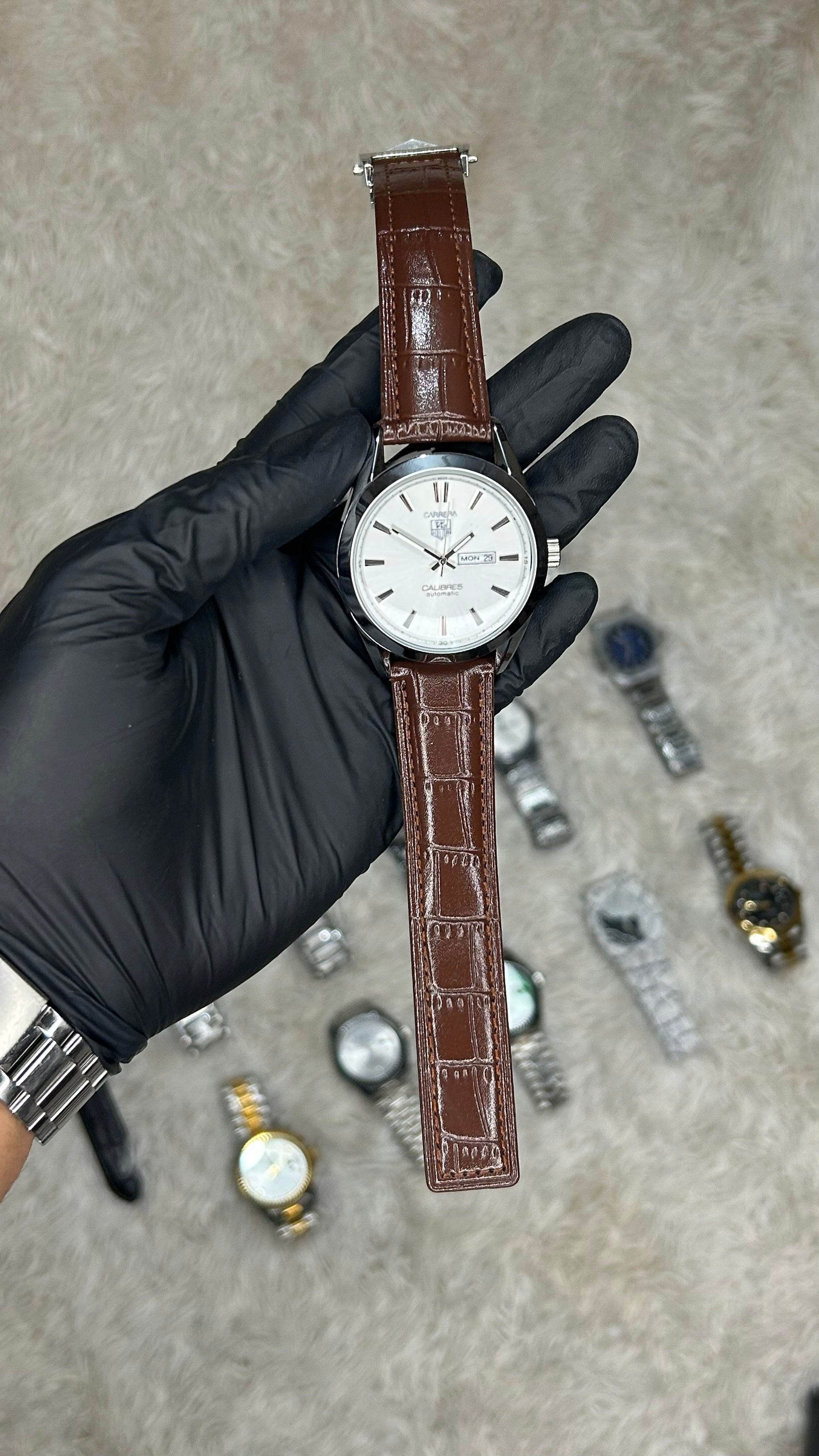 Classic Black Dial Automatic-Style Watch – Timeless &amp; Sophisticated